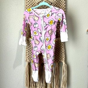 🍳Breakfast Buddies 🍳 Little Sleepies zippy, NB, EUC no stains, rips or holes.